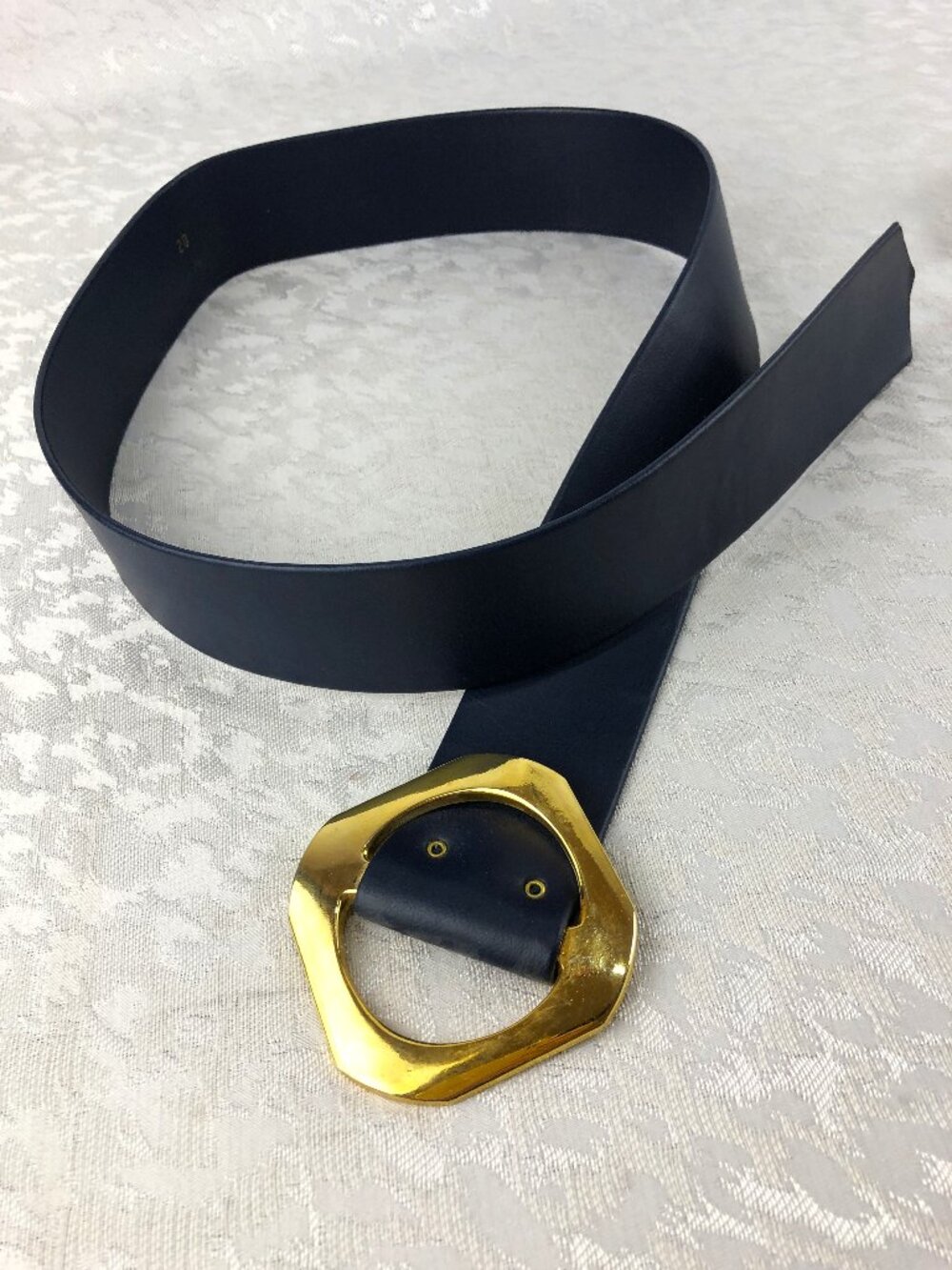 Navy Blue Faux Leather Unbranded Belt 2” Wide 41” Long Gold Tone Friction Buckle